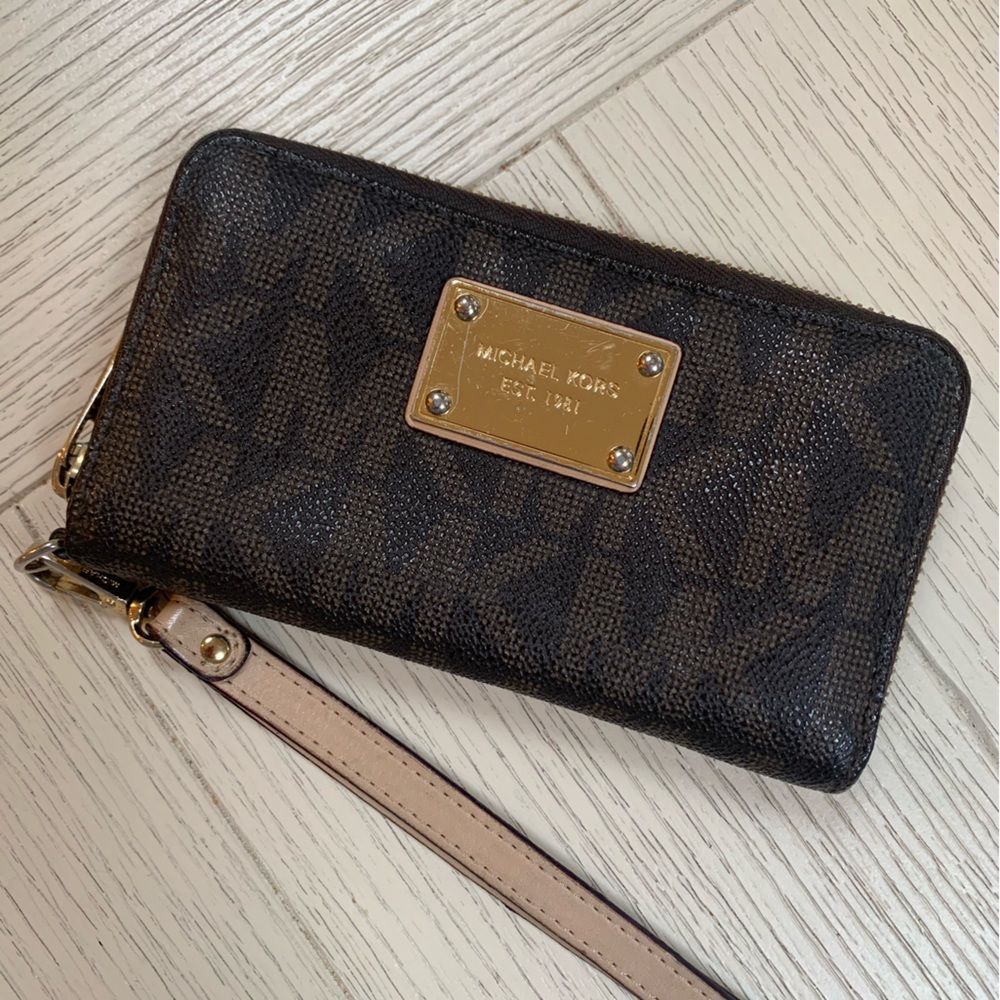 Michael Kors Wrislet